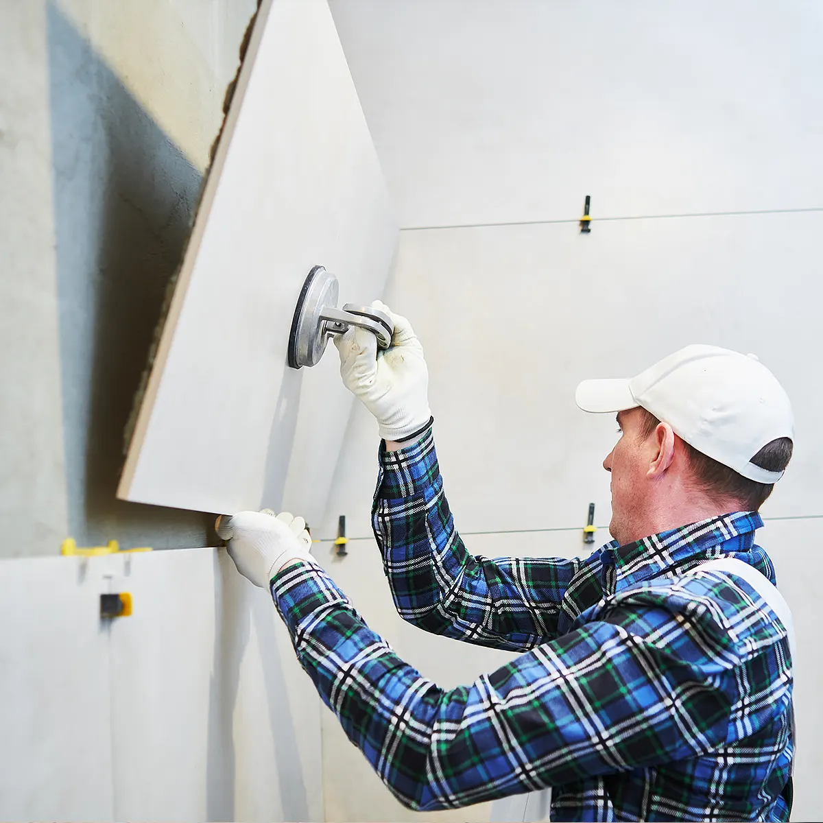 Укладка керамической плитки